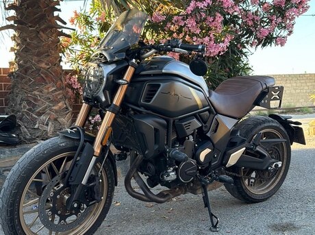 CFMOTO 700 CL-X Heritage