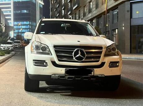 Mercedes GL 550