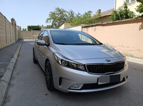 Kia K3 2016
