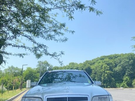 Mercedes C 180 1994