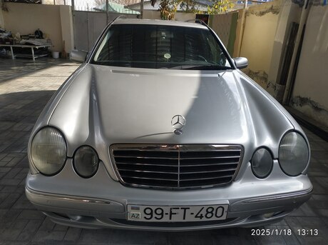 Mercedes E 240 2000