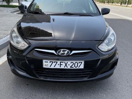 Hyundai Accent 2012