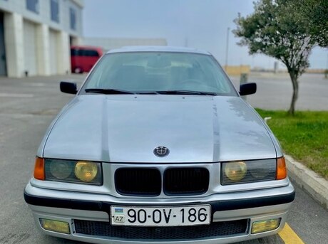 BMW 320 1996