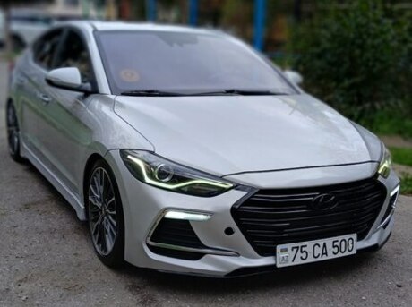 Hyundai Elantra 2018