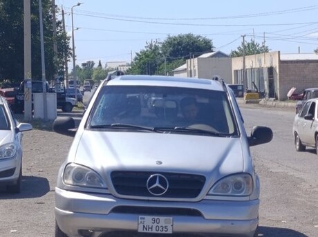 Mercedes ML 320 4MATIC 2005