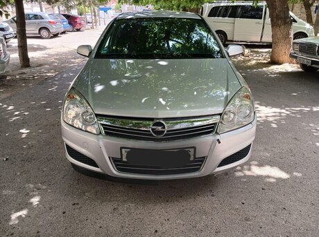 Opel Astra 2009