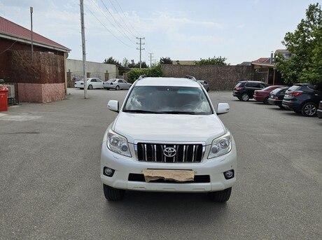 Toyota Land Cruiser Prado 2010