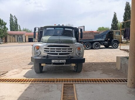 ZIL 130