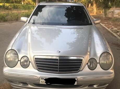 Mercedes E 220 d 2000
