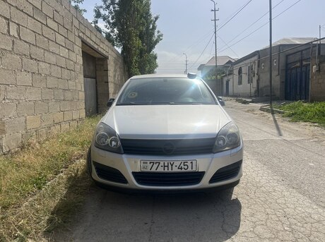 Opel Astra 2004