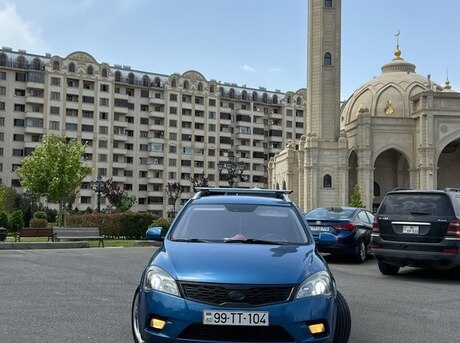 Kia  2010