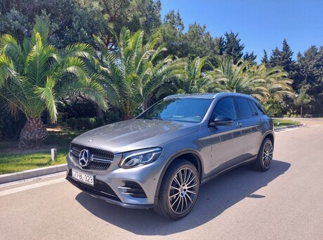 Mercedes GLC 300 4MATIC 2017