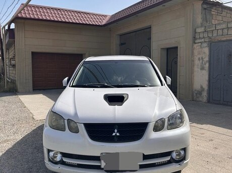 Mitsubishi Airtrek 2003
