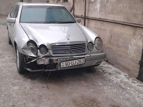 Mercedes E 220 d 1997