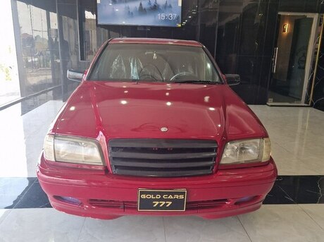 Mercedes C 240