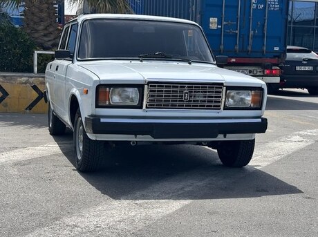 LADA (VAZ) 2107 2011