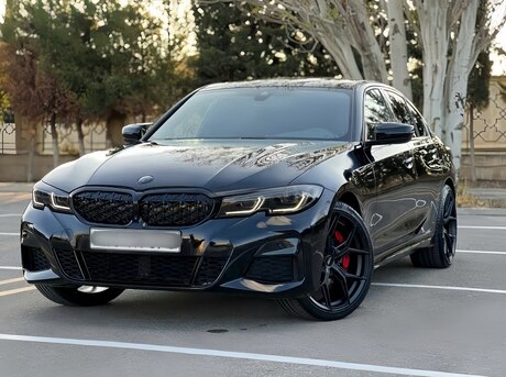 BMW 330 2019