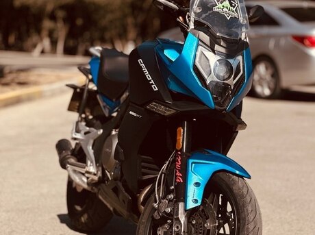 CFMOTO 650 MT
