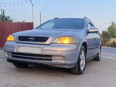 Opel Astra 2000