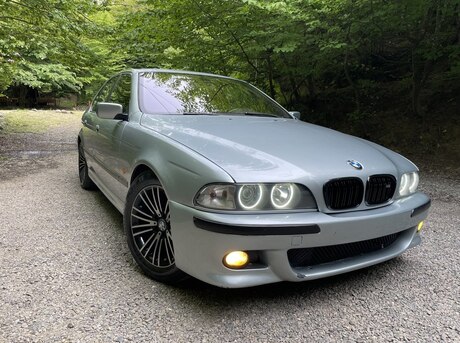 BMW 523 1998