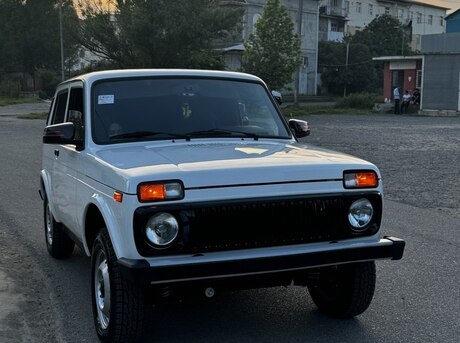LADA (VAZ) Niva 2012