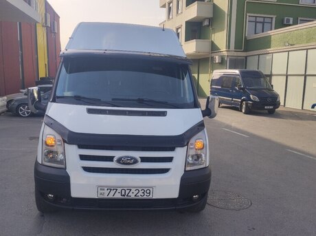 Ford Transit 2011