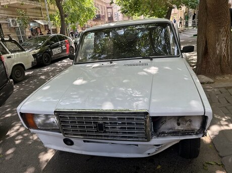 LADA (VAZ) 2107 2004