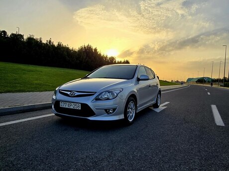 Hyundai i30 2011