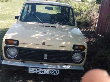 LADA (VAZ) Niva 1986