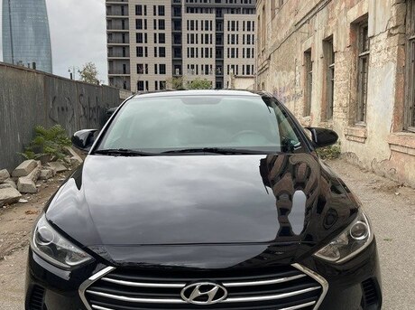 Hyundai Elantra 2016