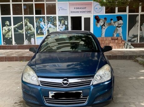 Opel Astra 2007
