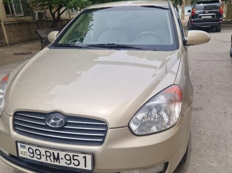 Hyundai Accent