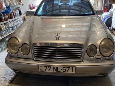Mercedes E 240 1998