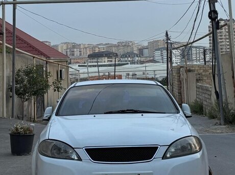 Daewoo Gentra 2014