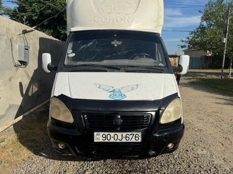 GAZ 2705 2003