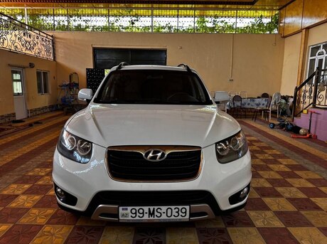 Hyundai Santa Fe 2011