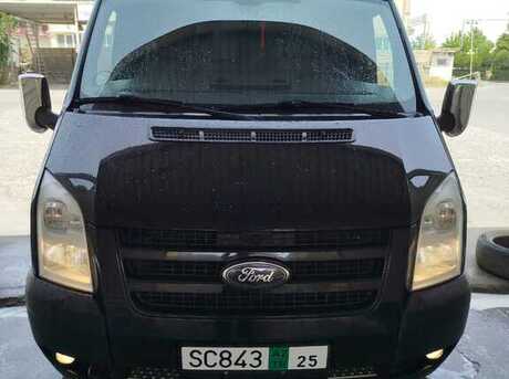 Ford Transit 2011