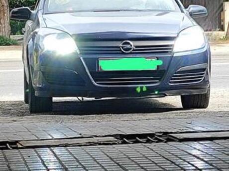 Opel Astra 2006