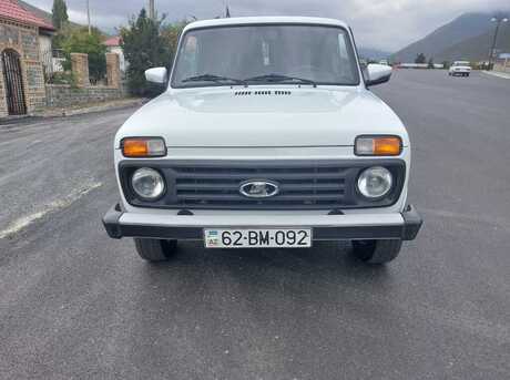 LADA (VAZ) Niva 2010