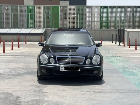Mercedes E 240 2003