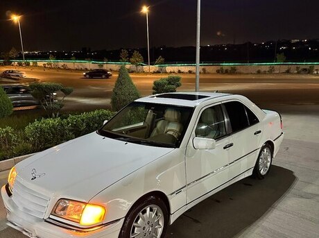 Mercedes C 230 1998