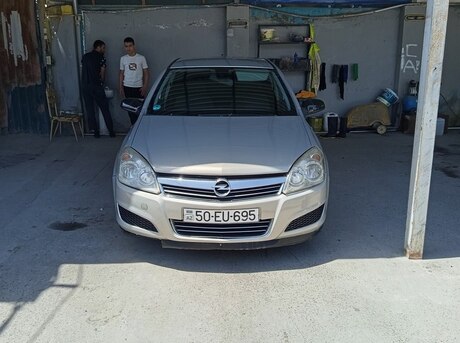 Opel Astra 2007