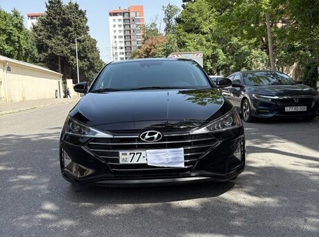 Hyundai Elantra 2019