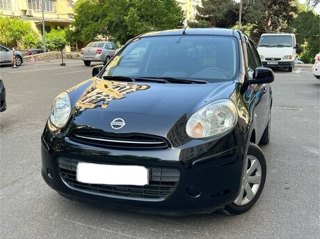 Nissan March 2012