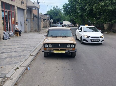 LADA (VAZ) 2106 1986