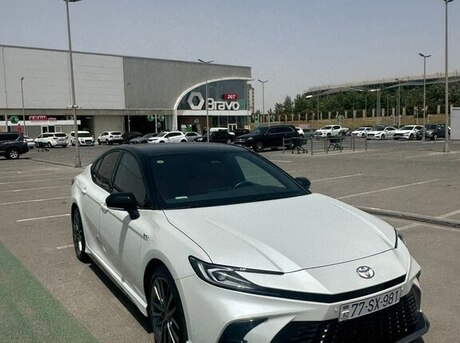 Toyota Camry 2024