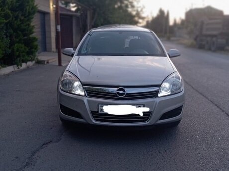 Opel Astra 2008