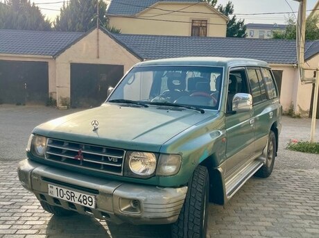 Mitsubishi Pajero 1998