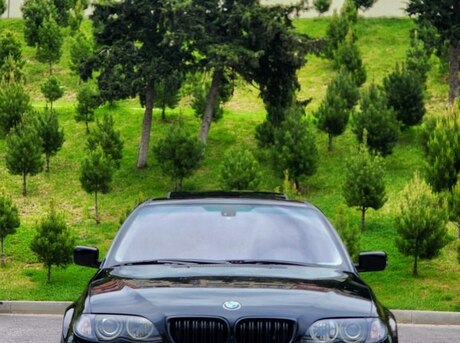 BMW 330 2004