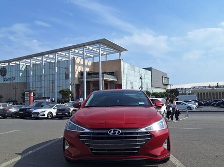 Hyundai Elantra 2019